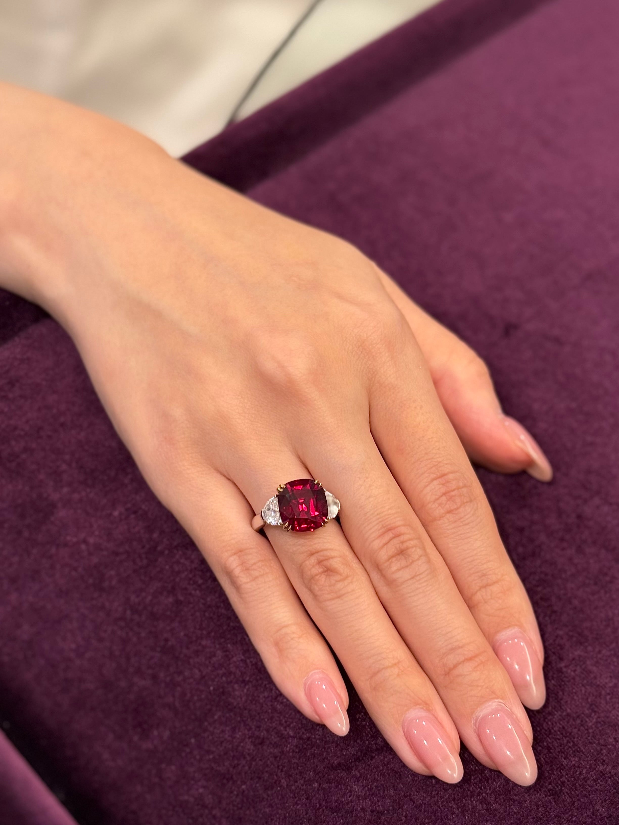 Cushion Pigeon’s Blood Ruby Ring(with Diamond Side)