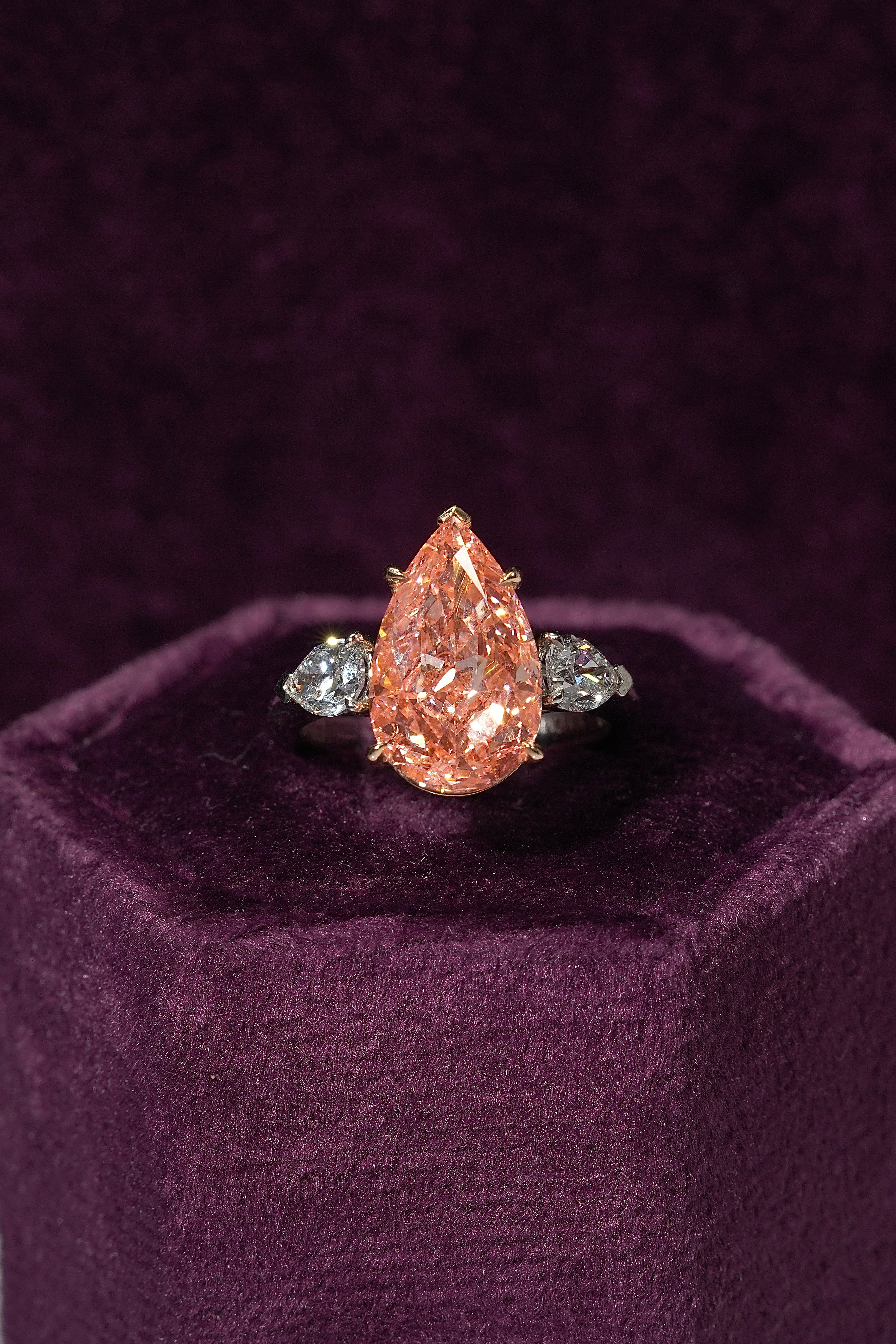 Pink Diamond Pearshape Ring(with Pear Side Stones)