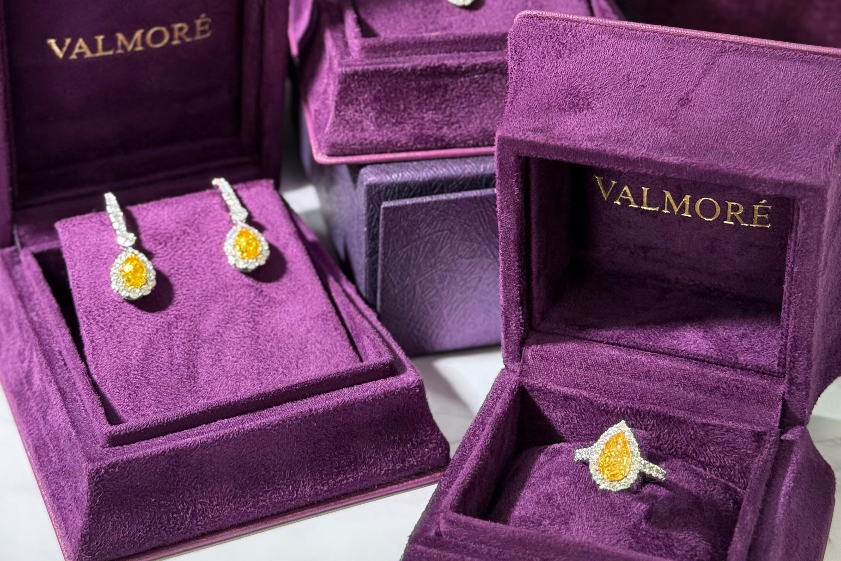 Pearshape Halo Drop Earrings/Yellow