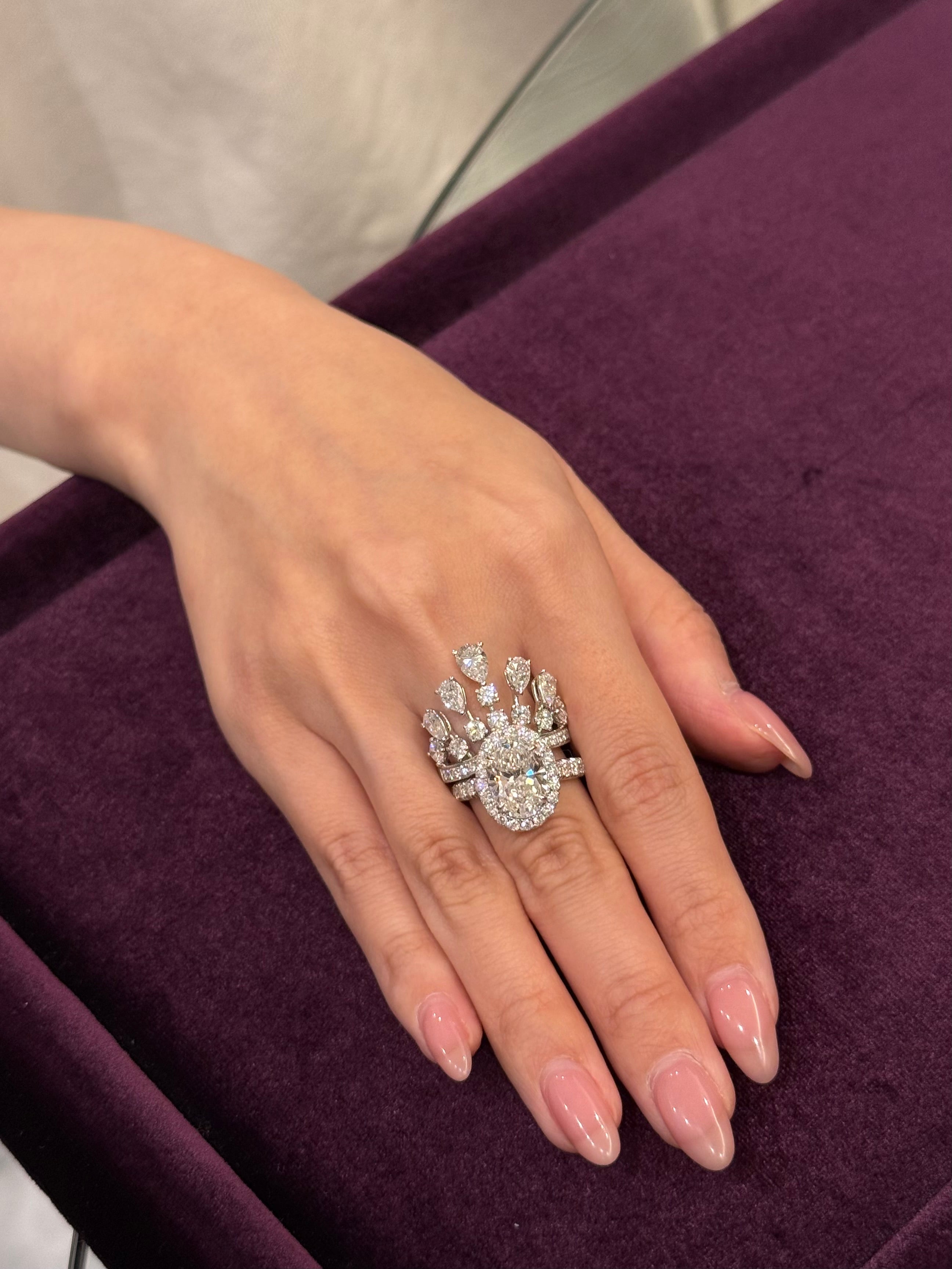 Classic Chandelier Ring