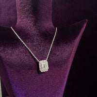Emeraldcut Halo Necklace