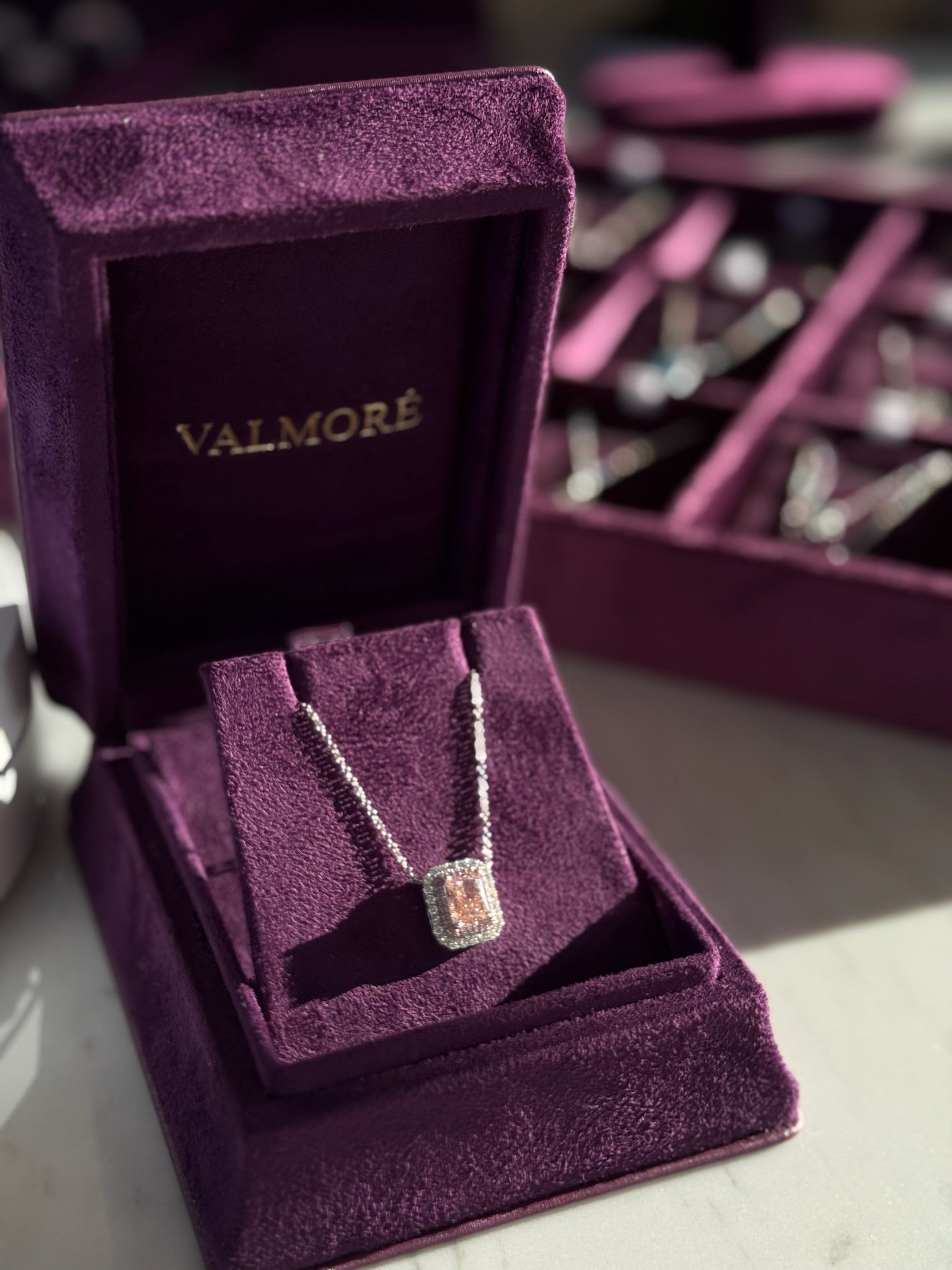 Pink Laddiant W Halo pendant