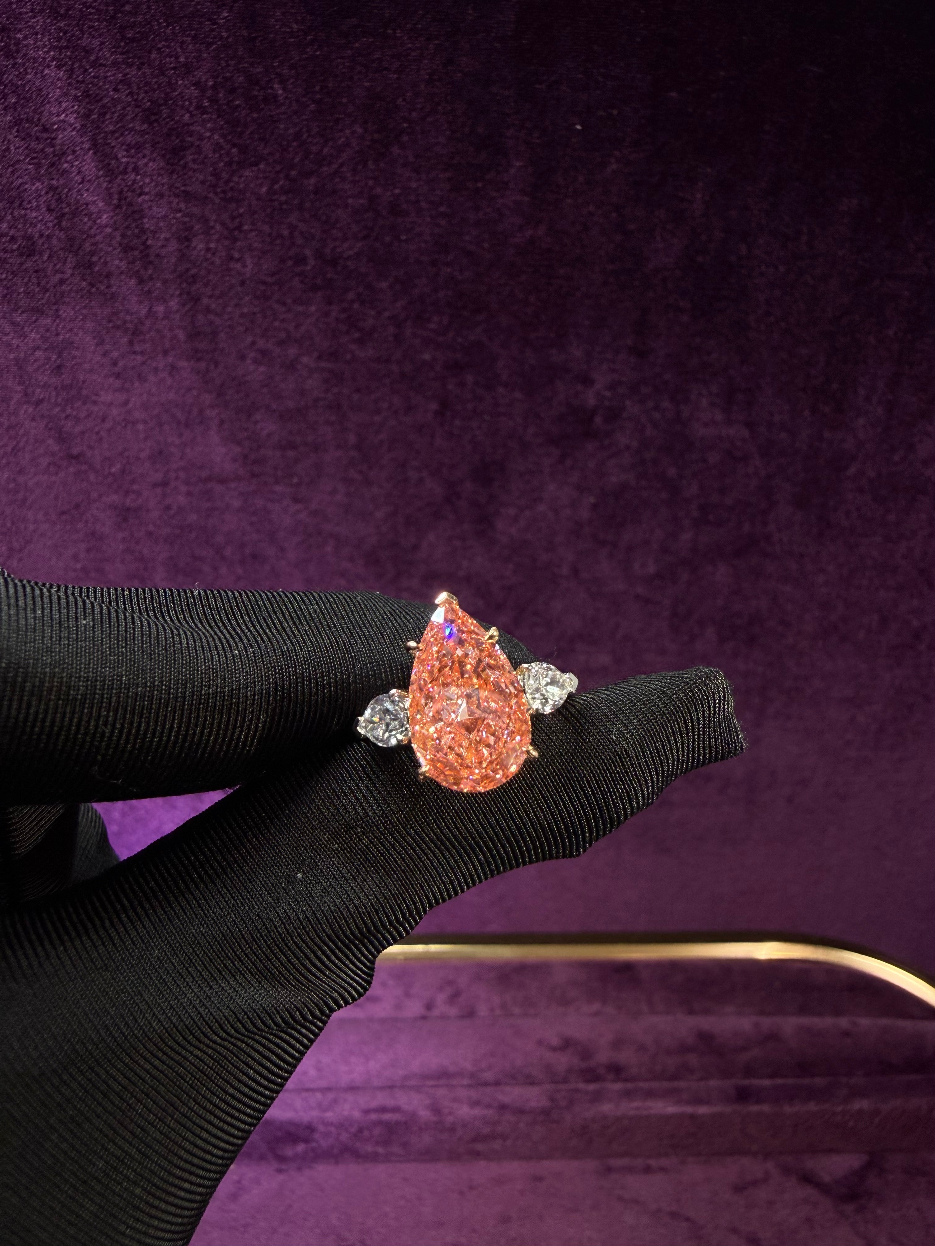 Pink Diamond Pearshape Ring(with Pear Side Stones)