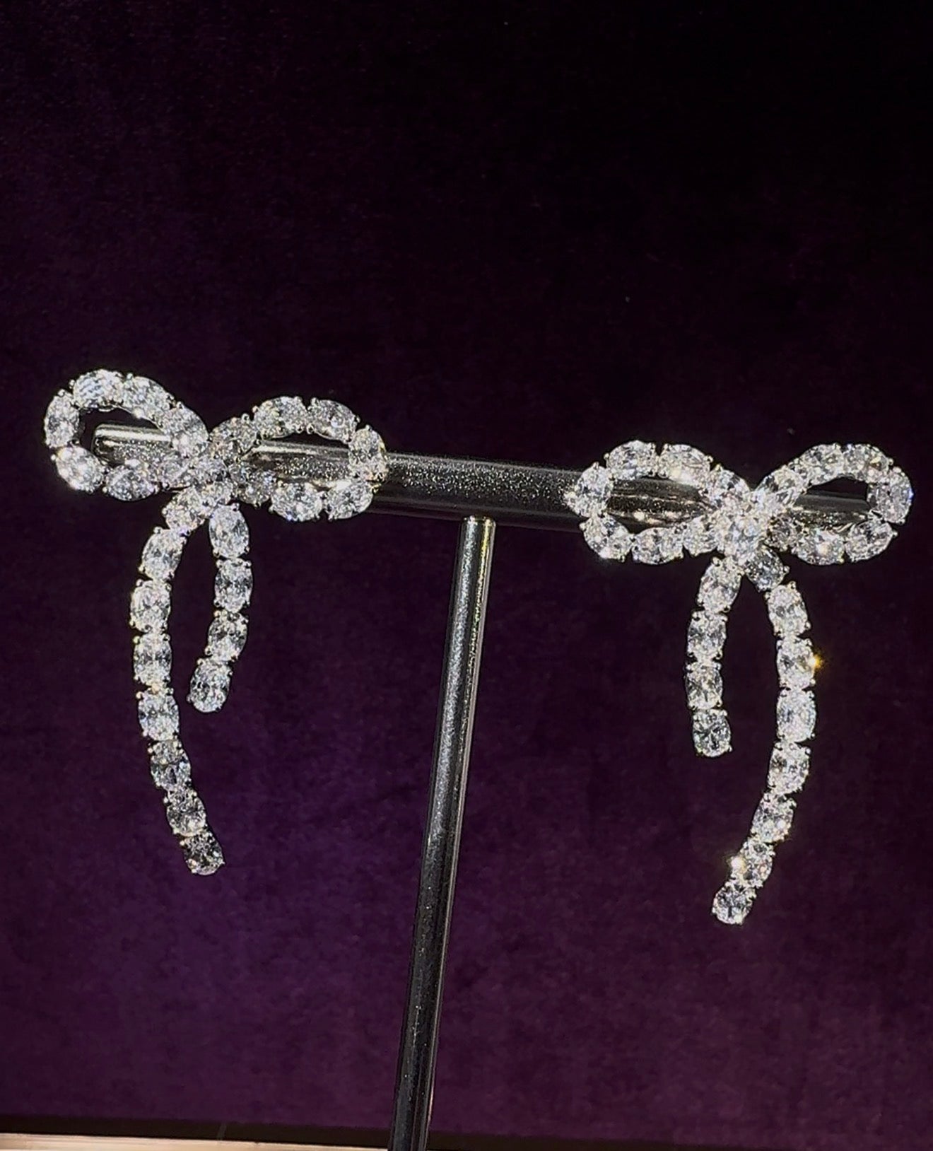 Oval bow Earrings