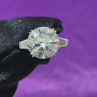 Round Diamond Ring (with Tapered Baguette)