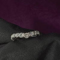 V-Line Full Band Ring