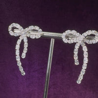 Oval bow Earrings